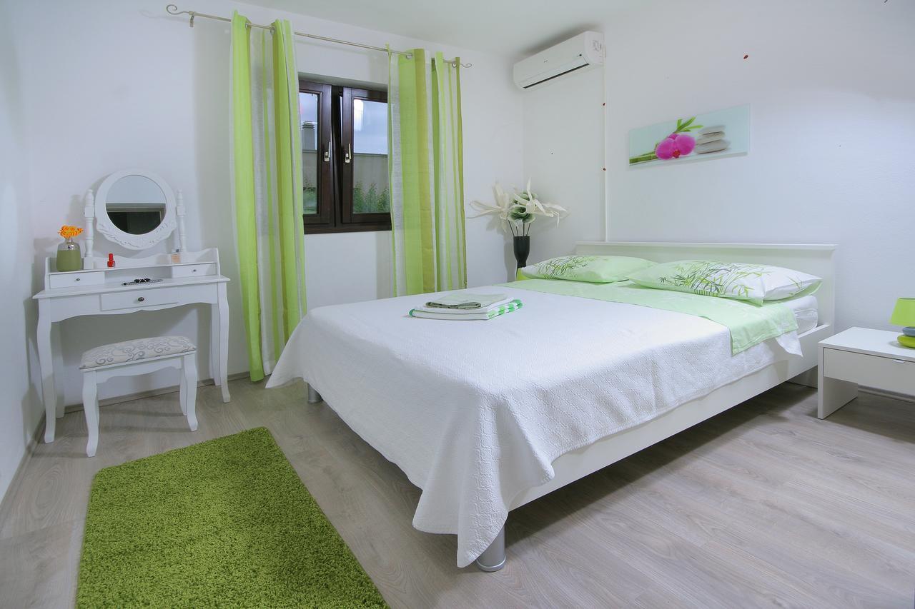 Apartment Adriana Seget Vranjica Εξωτερικό φωτογραφία